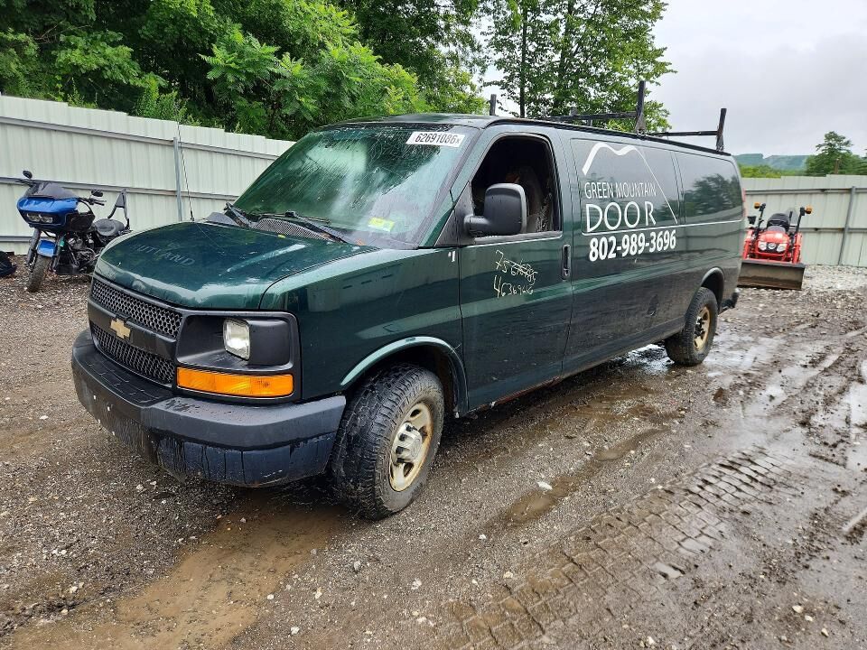 2012 CHEVROLET Express