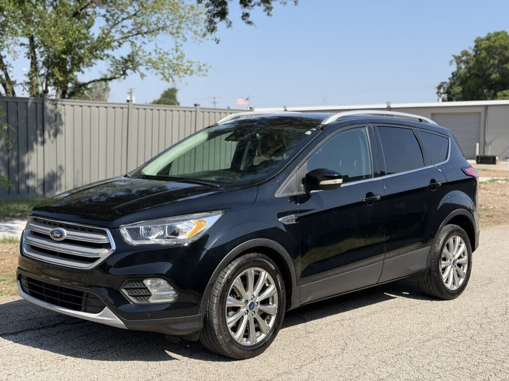 2017 FORD Escape