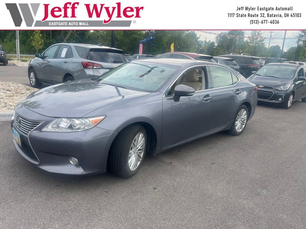 2013 LEXUS ES
