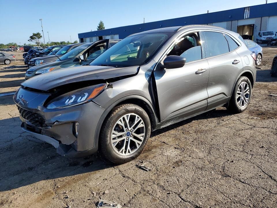 2021 FORD Escape