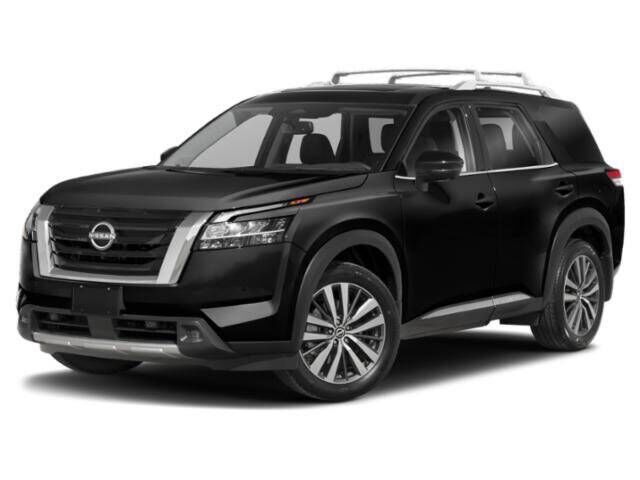 2022 NISSAN Pathfinder