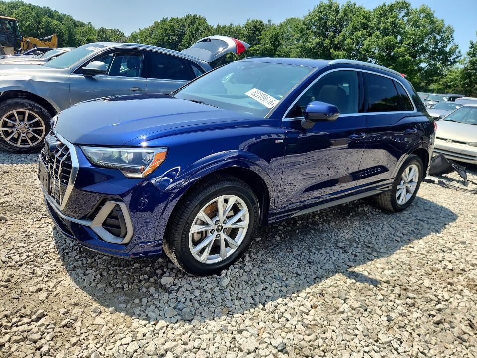 2021 AUDI Q3