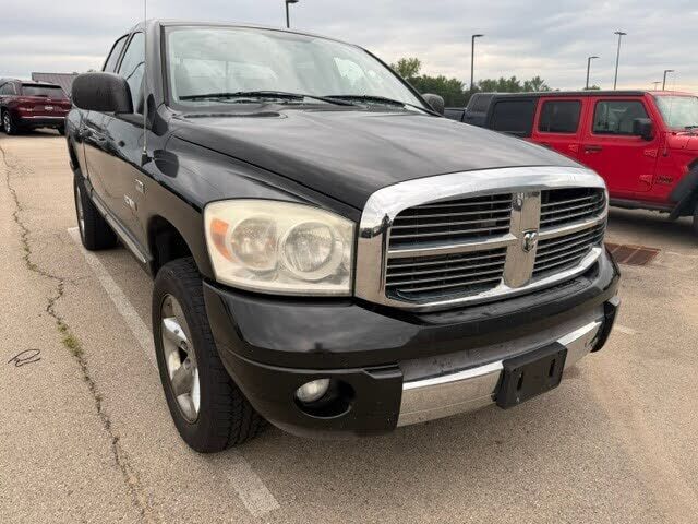 2008 DODGE Ram