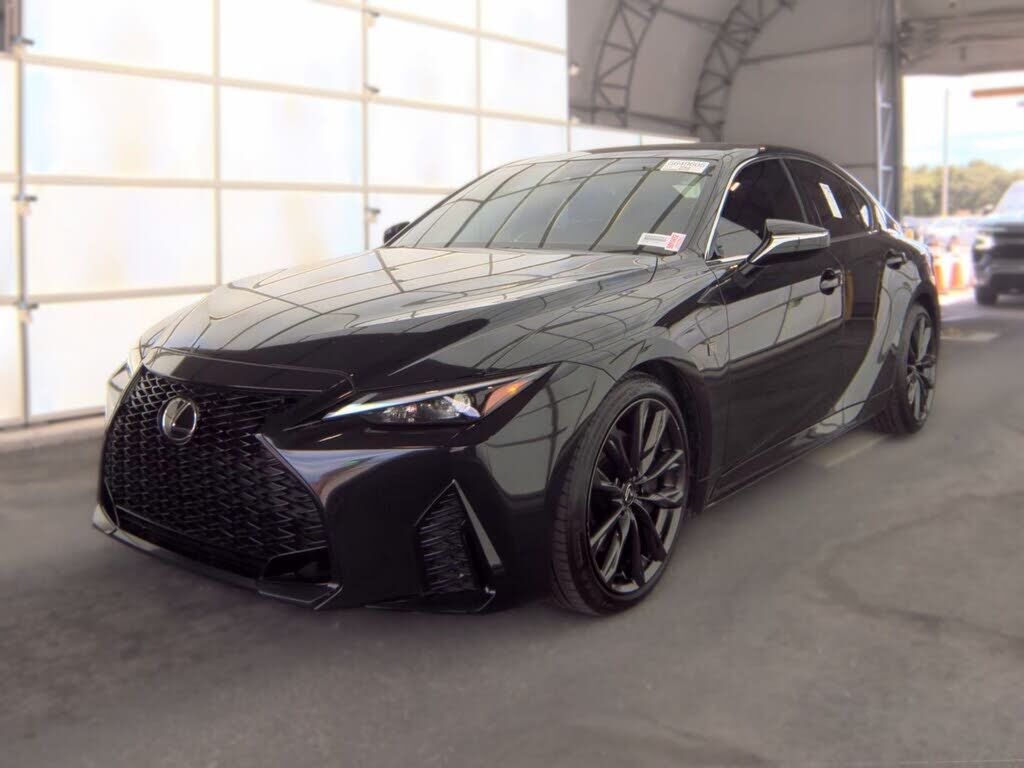 2025 LEXUS IS