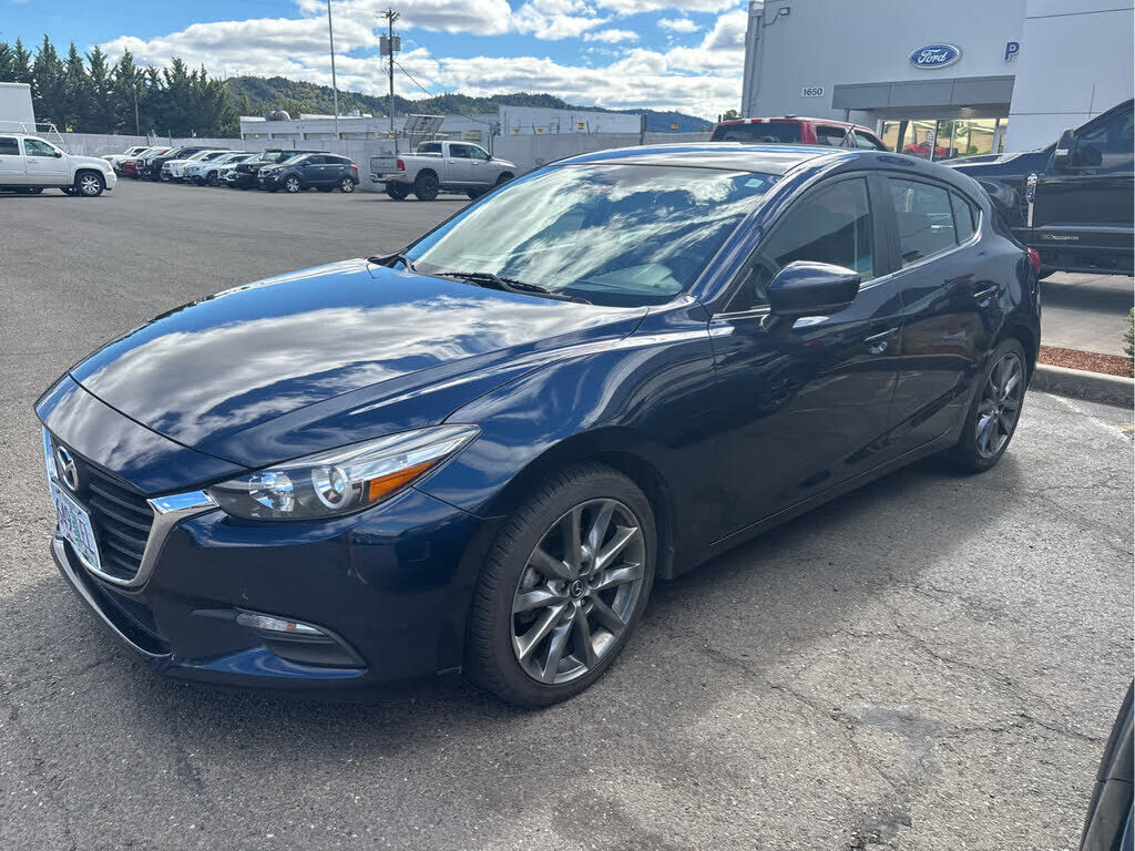 2018 MAZDA Mazda3