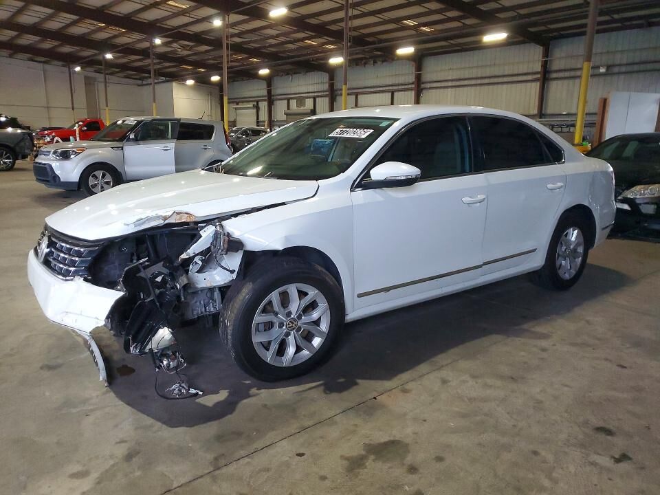 2017 VOLKSWAGEN Passat
