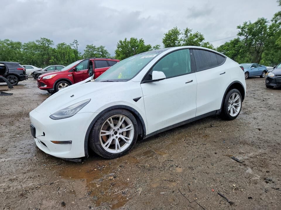 2022 TESLA Model Y