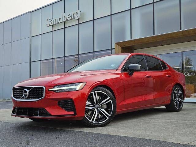 2019 VOLVO S60