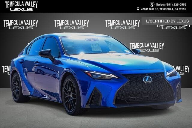 2021 LEXUS IS