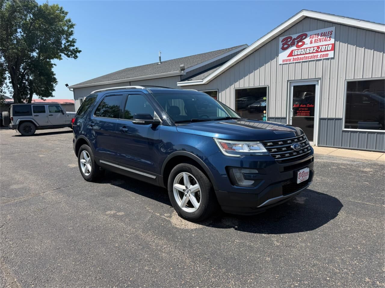 2017 FORD Explorer