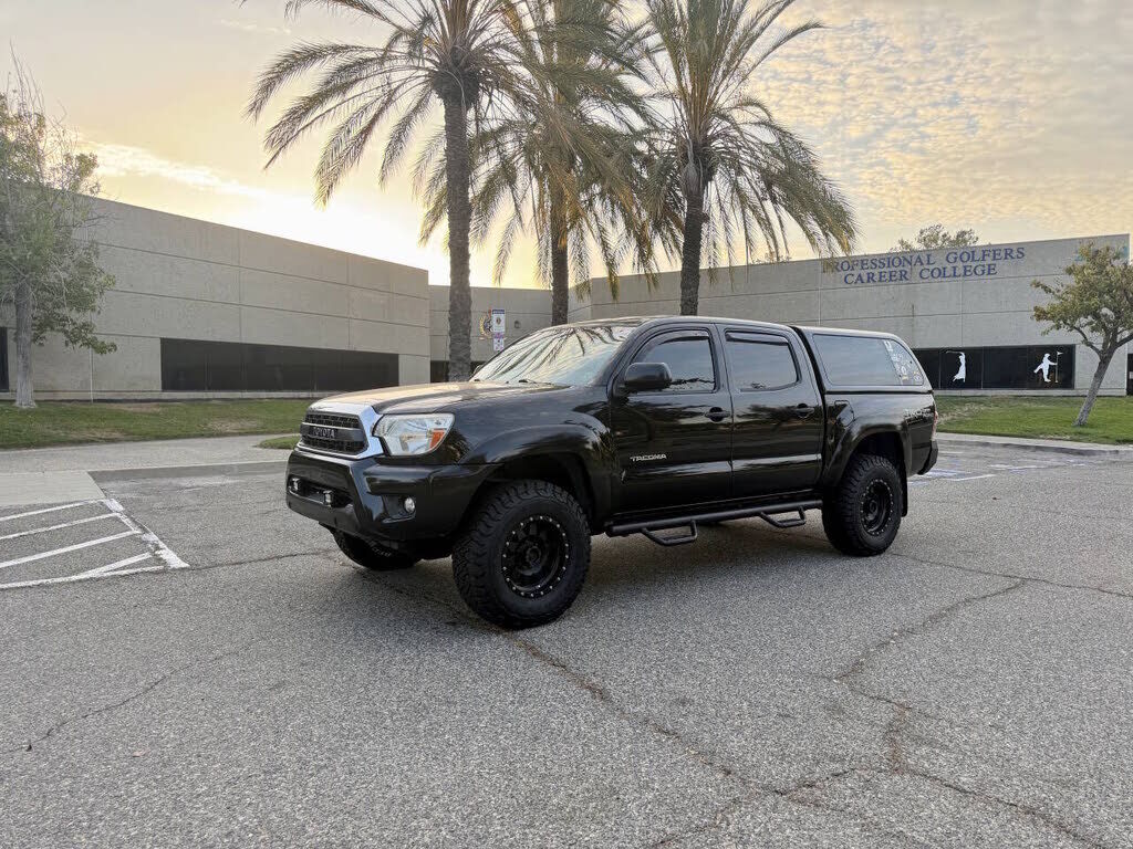 2015 TOYOTA Tacoma