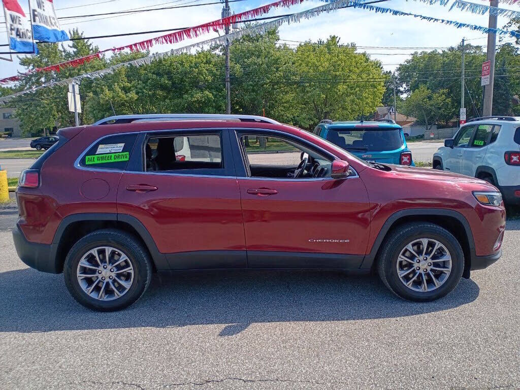 2019 JEEP Cherokee