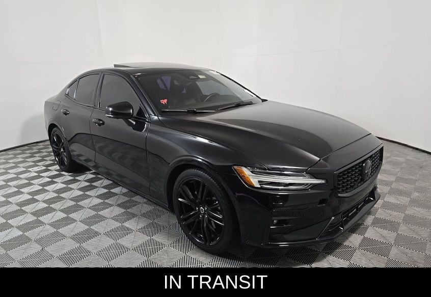 2024 VOLVO S60