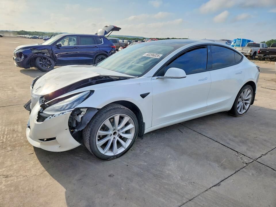 2020 TESLA Model 3