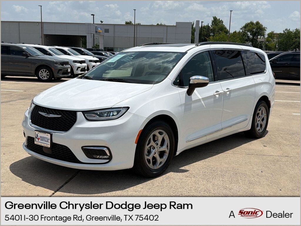 2023 CHRYSLER Pacifica