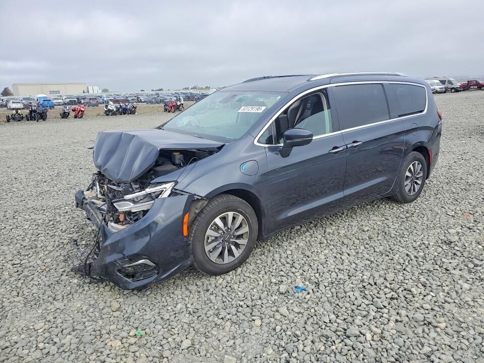 2021 CHRYSLER Pacifica