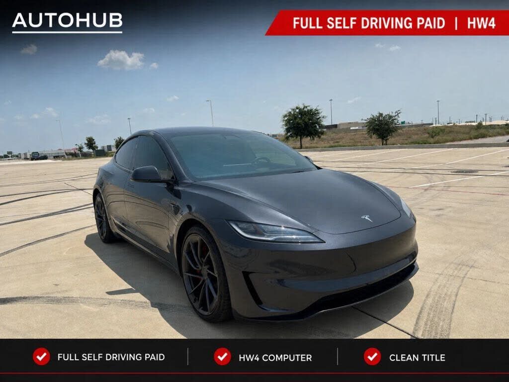 2024 TESLA Model 3