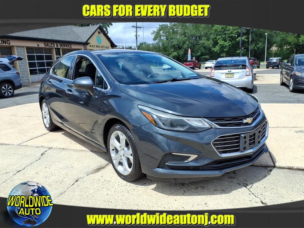 2017 CHEVROLET Cruze