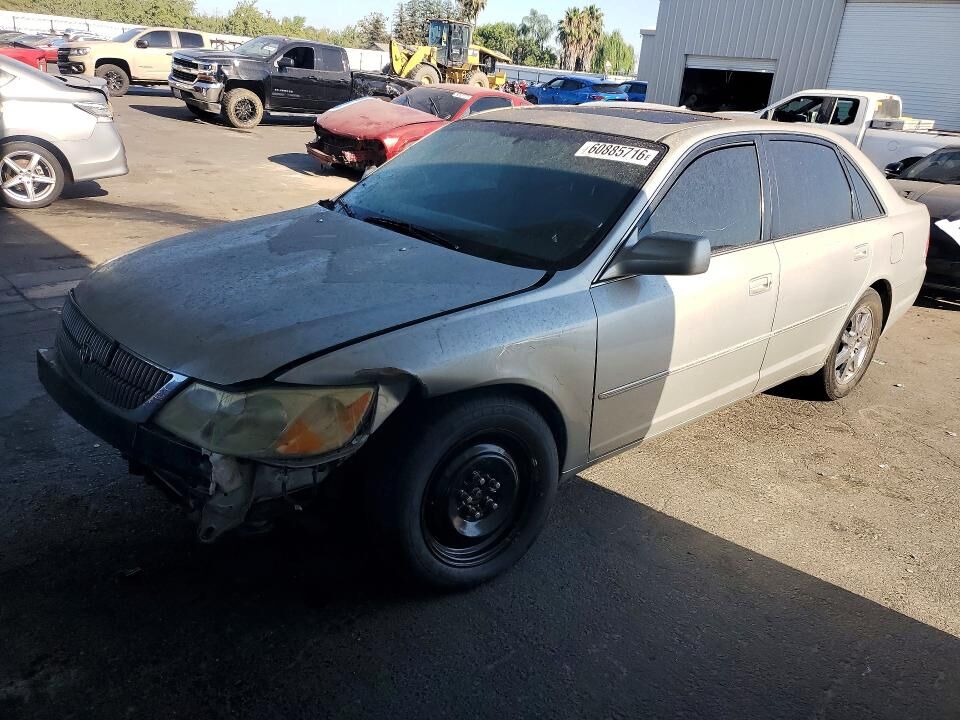 2001 TOYOTA Avalon