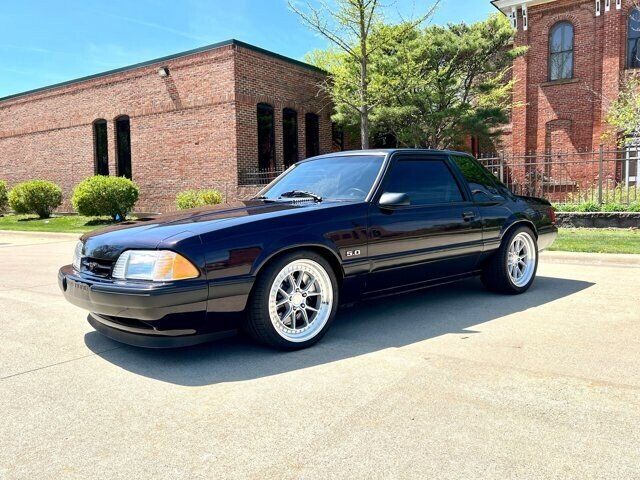 1989 FORD Mustang