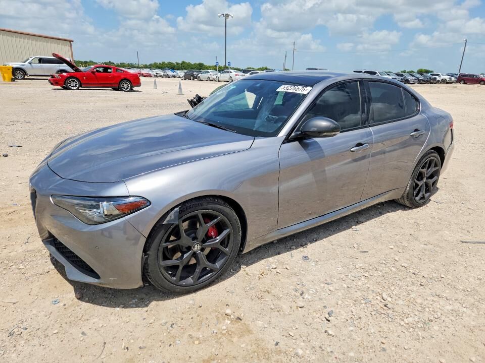 2020 ALFA ROMEO Giulia