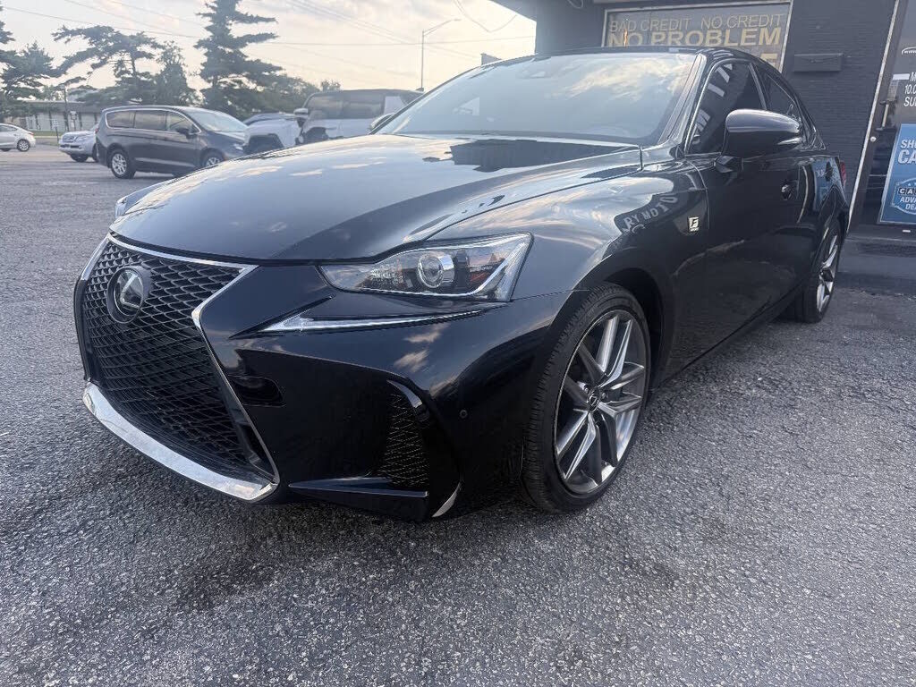 2018 LEXUS IS