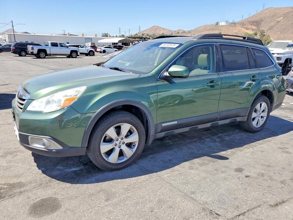 2012 SUBARU Outback