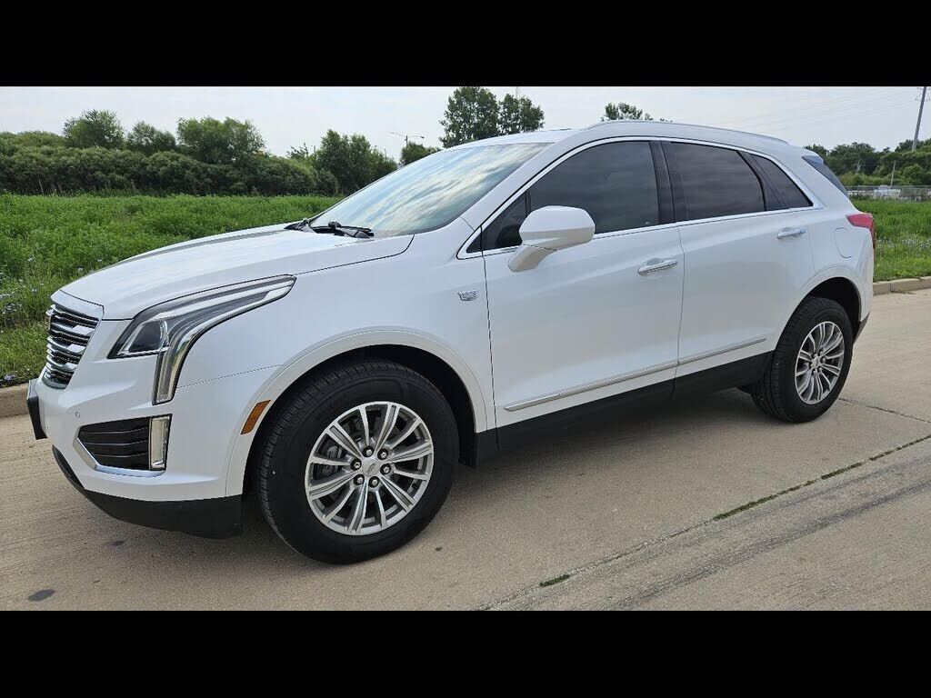 2017 CADILLAC XT5