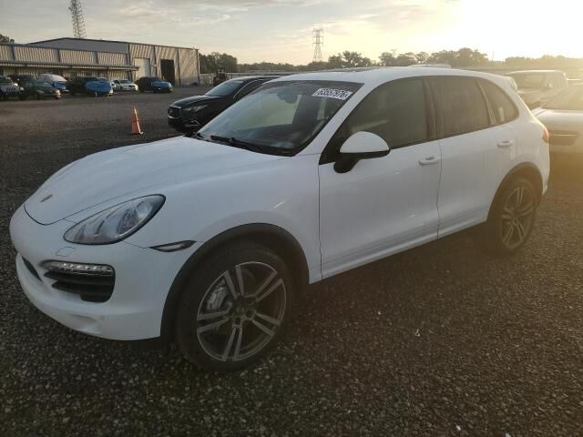 2013 PORSCHE Cayenne