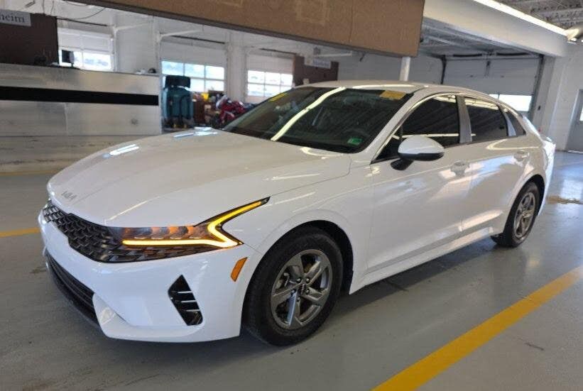 2022 KIA K5