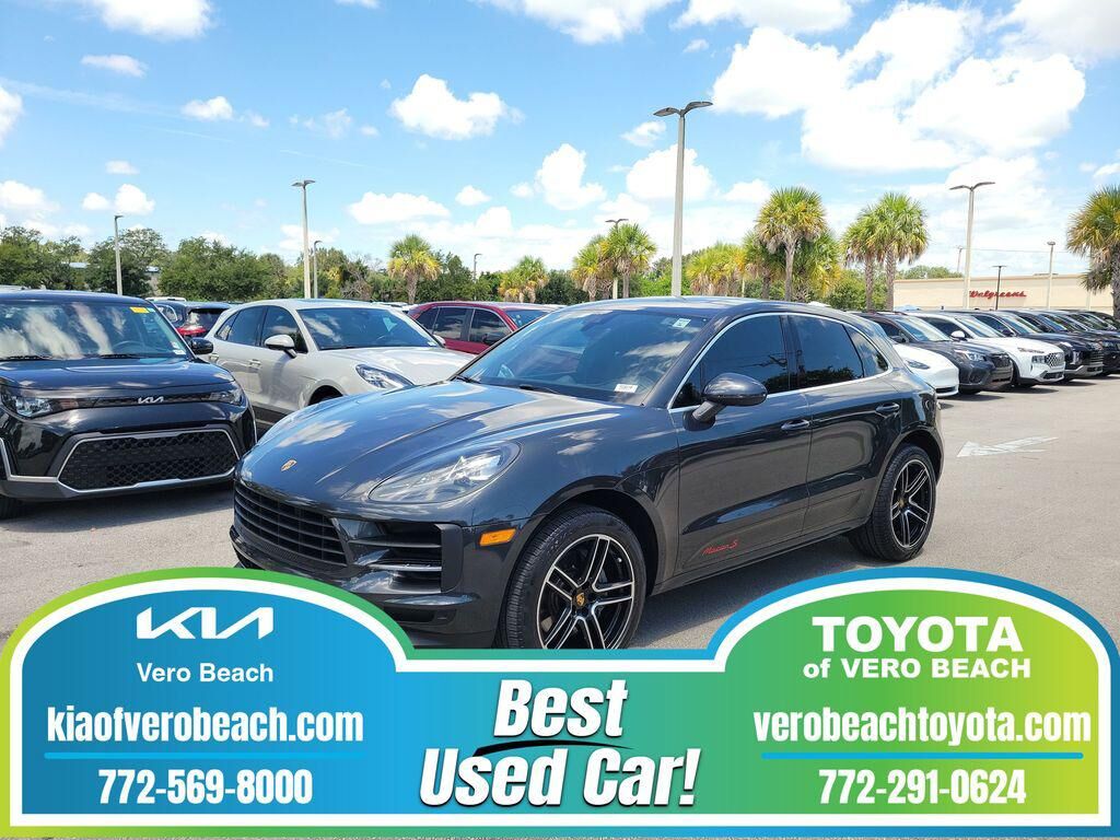 2021 PORSCHE Macan