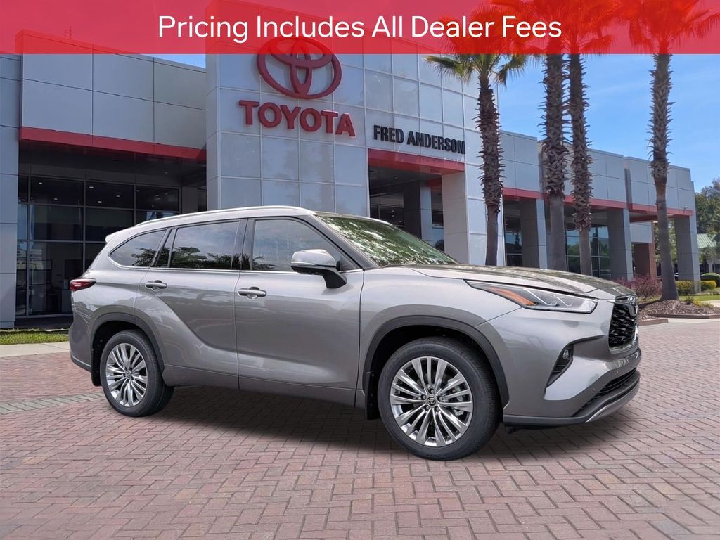 2026 TOYOTA Highlander