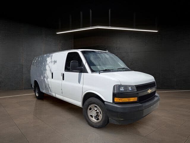 2021 CHEVROLET Express