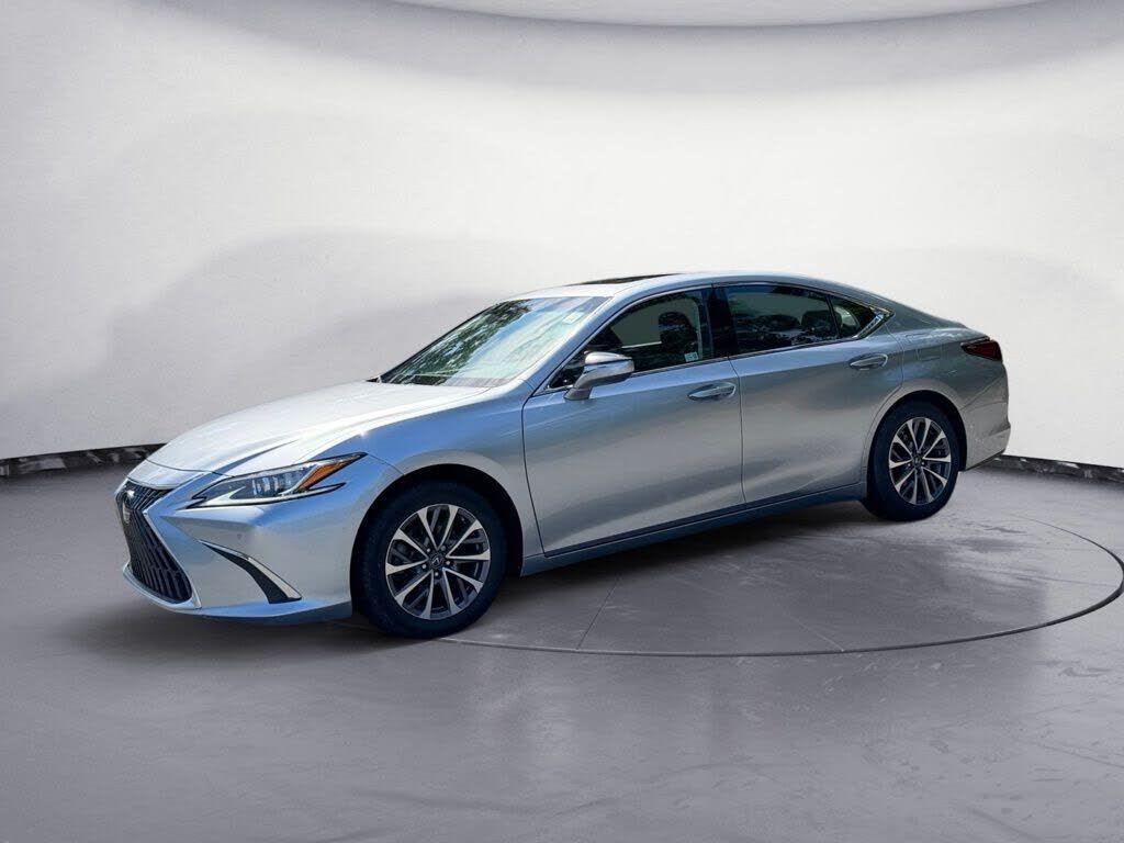 2022 LEXUS ES