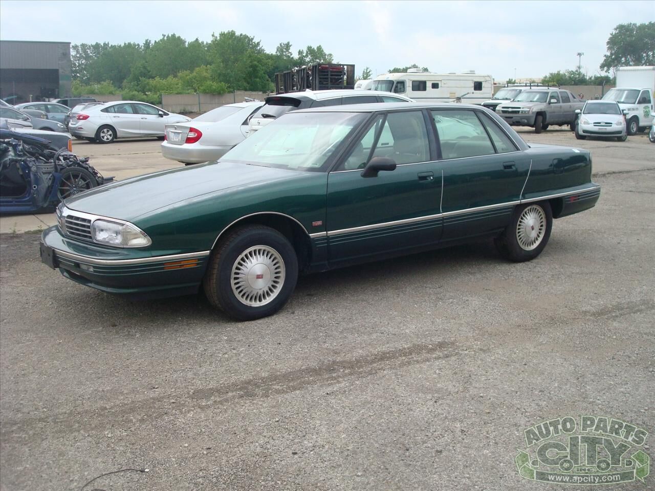 1996 OLDSMOBILE Ninety Eight