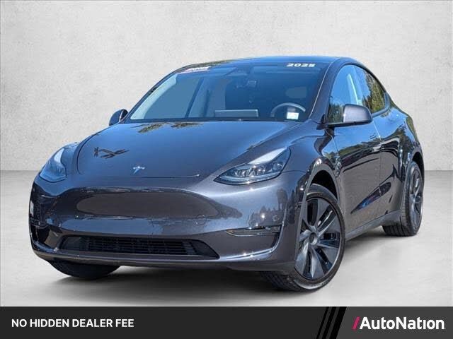 2025 TESLA Model Y