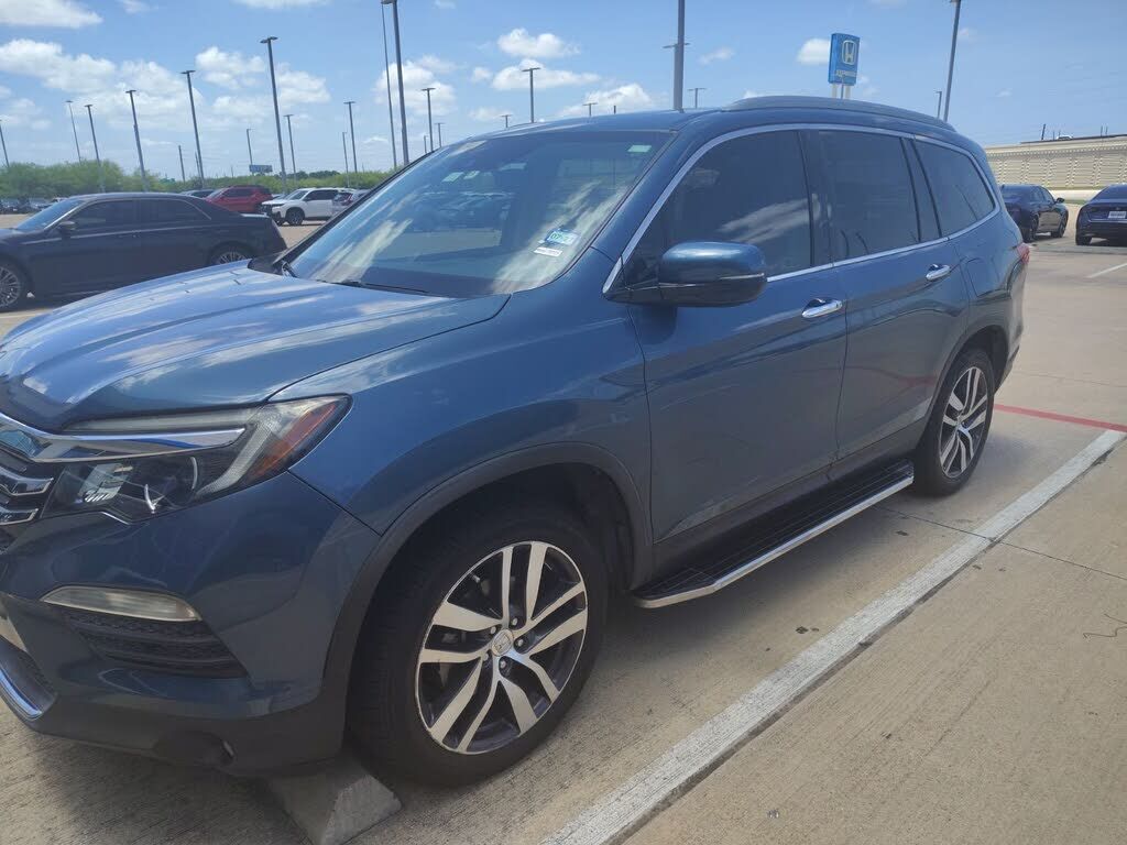2017 HONDA Pilot