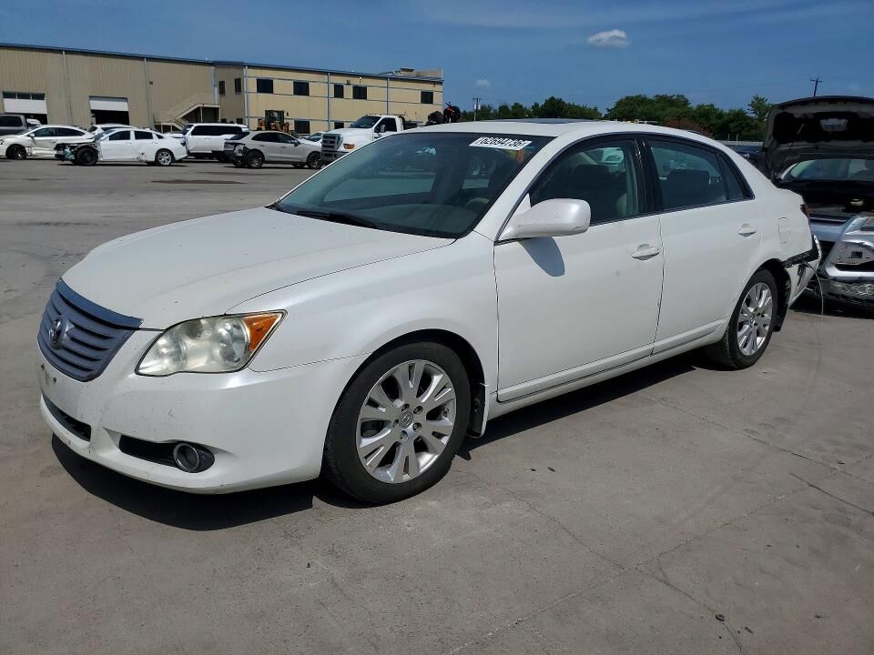 2008 TOYOTA Avalon