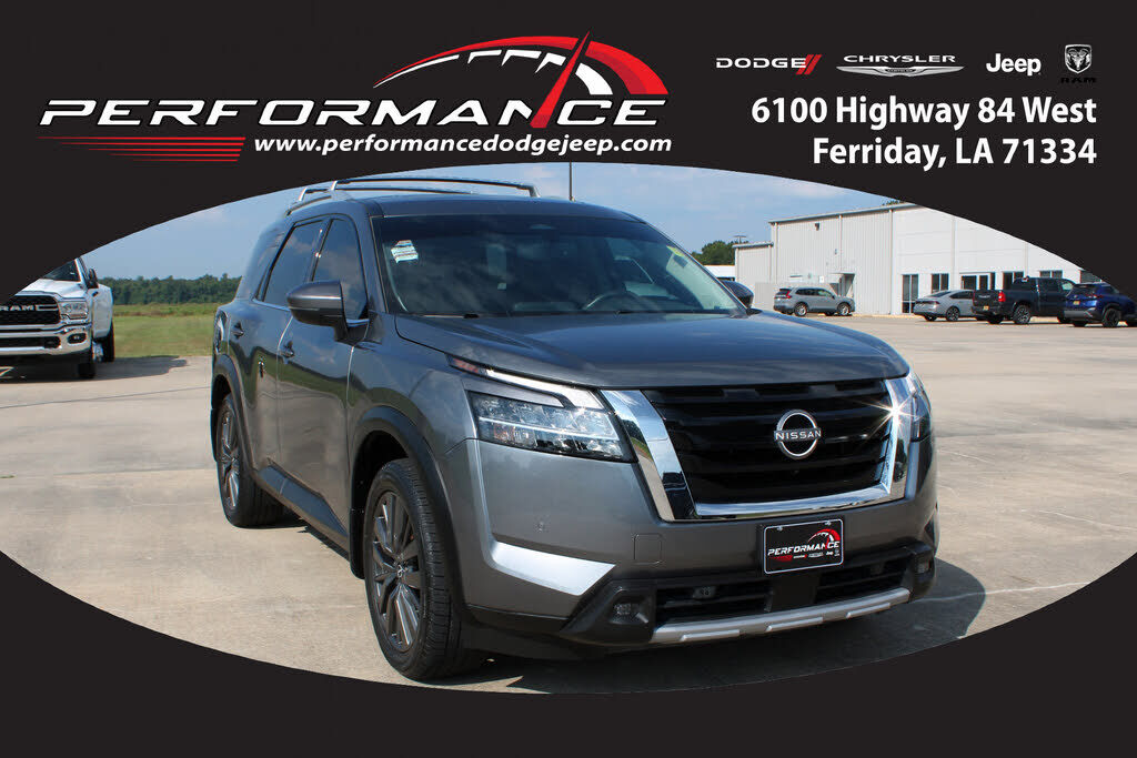 2022 NISSAN Pathfinder