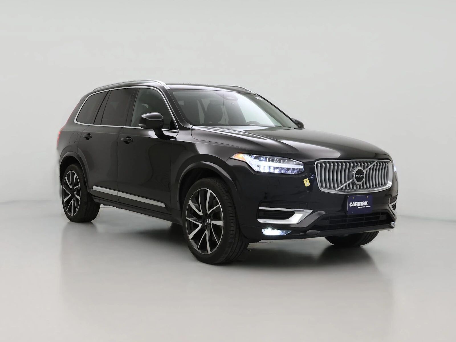 2023 VOLVO XC90