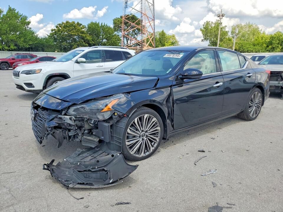 2024 NISSAN Altima