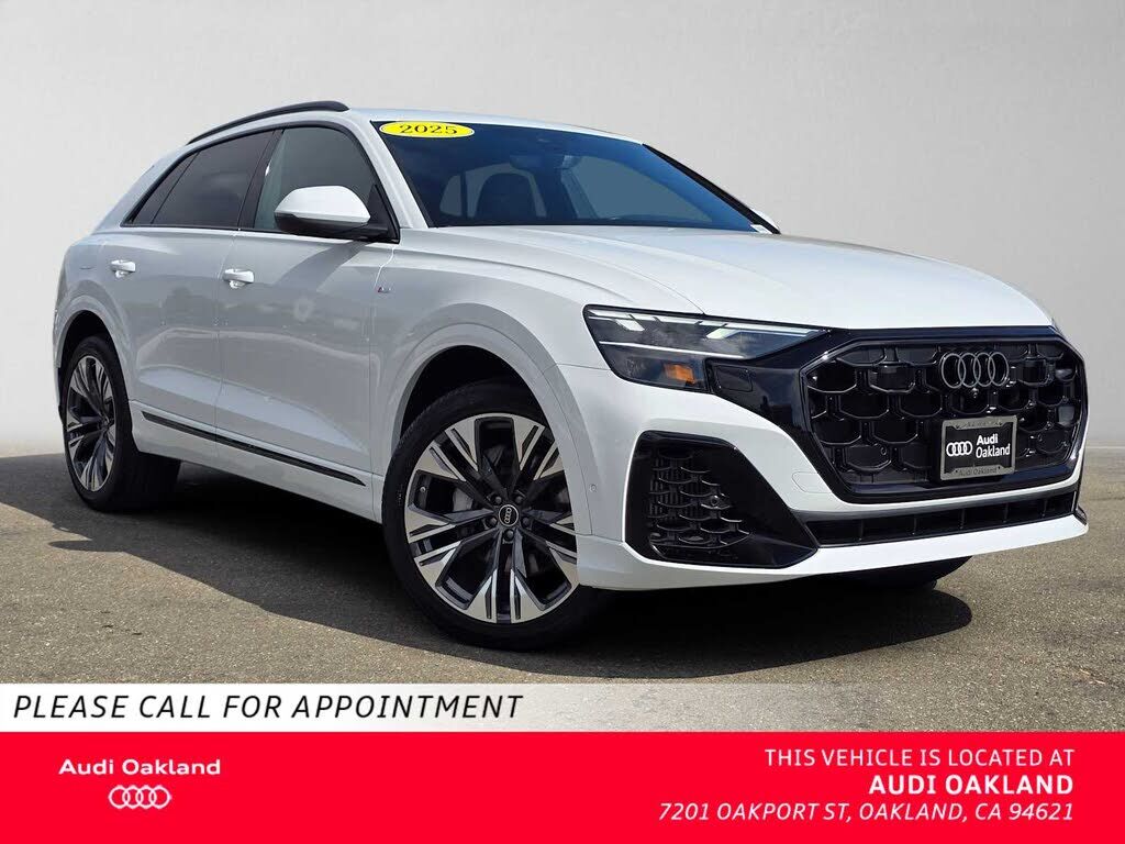 2025 AUDI Q8