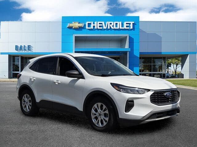 2023 FORD Escape