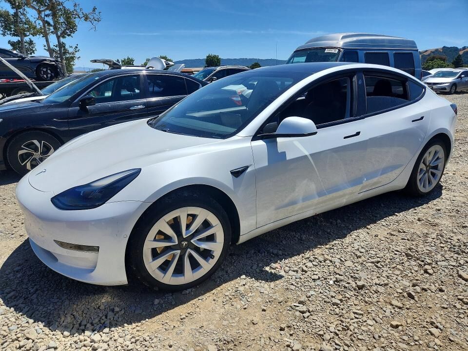 2021 TESLA Model 3