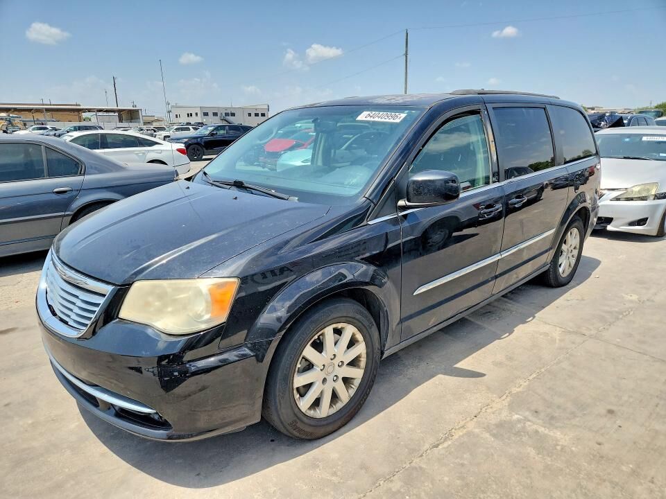 2013 CHRYSLER Town and Country