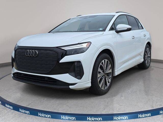 2025 AUDI Q4