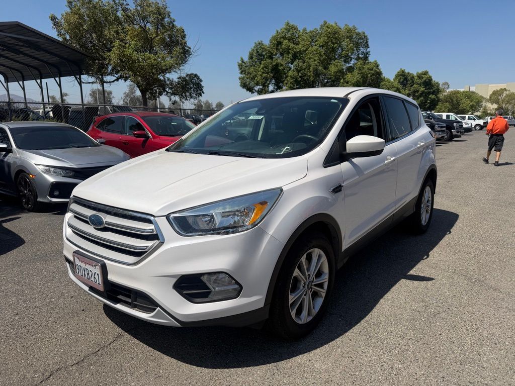 2019 FORD Escape
