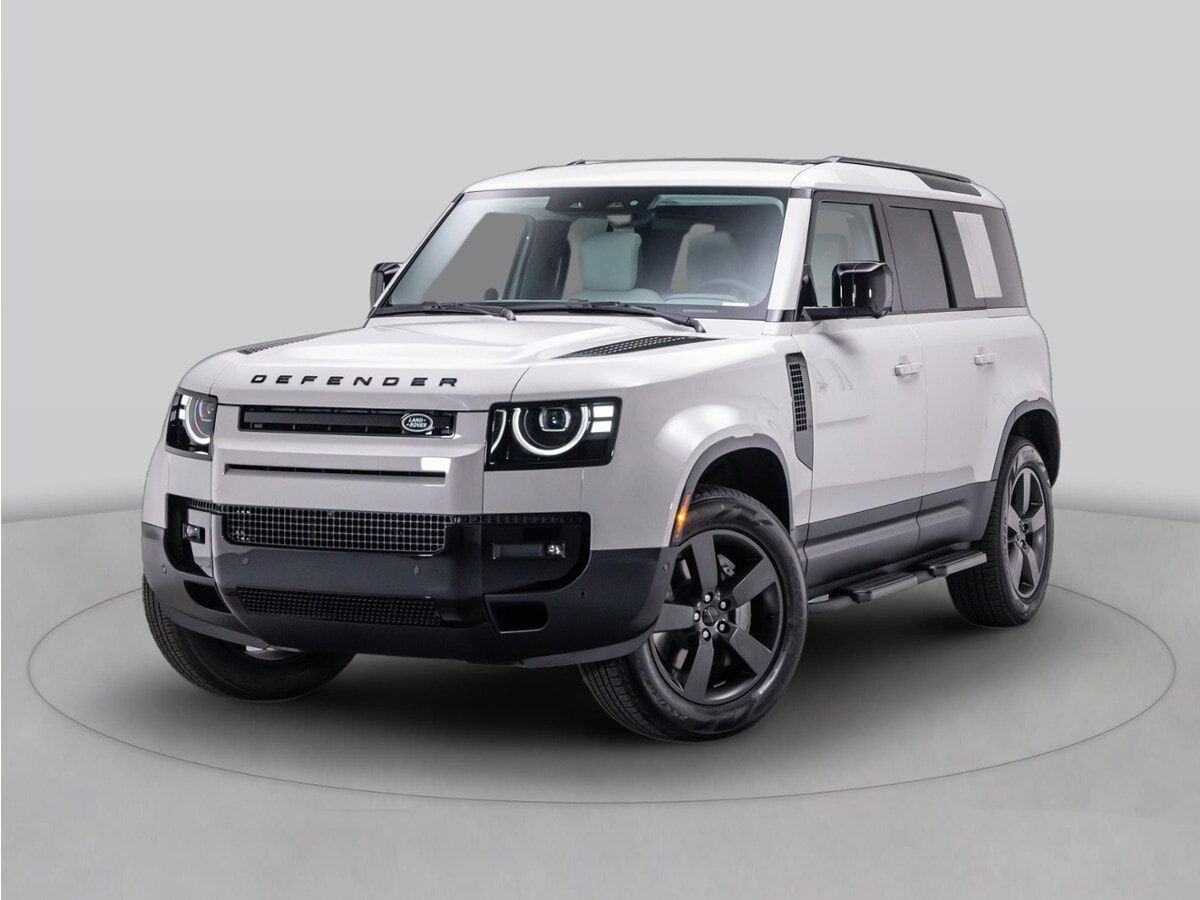 2026 LAND ROVER Defender