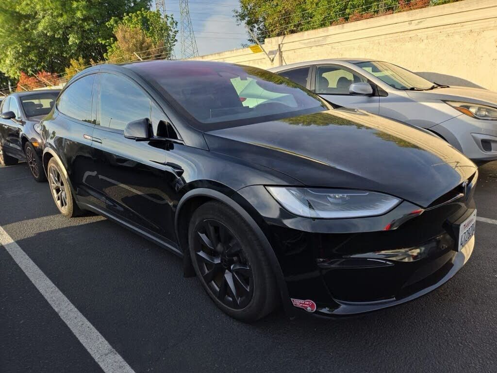 2024 TESLA Model X