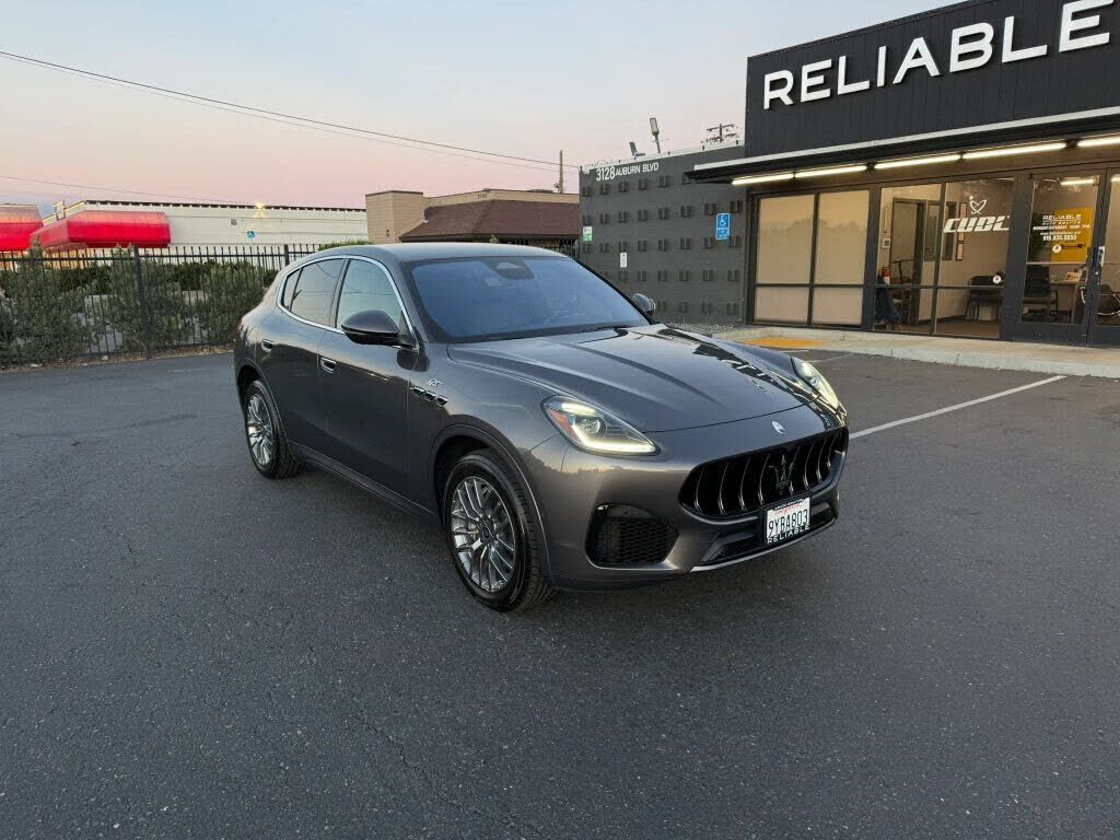 2024 MASERATI Grecale